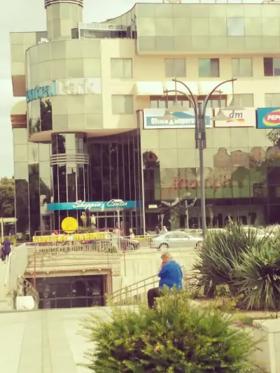 Central Park Shopping Center
