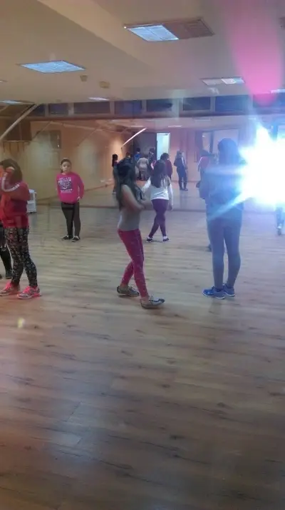 Sunny Dance Studio - Salsa, Bachata, Kizomba, Zumba