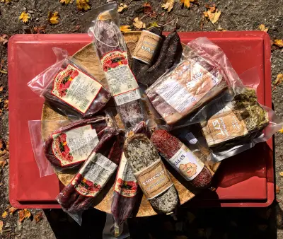 The MeatBox Лозенец - 100% Свежо Месо
