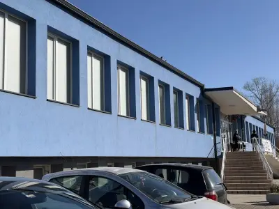 Плувен клуб Академик