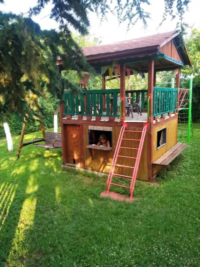РУМИНИ ДВОРИ