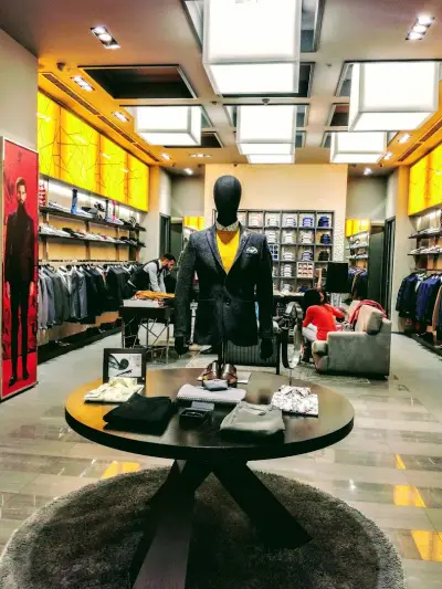 Andrews/ Ring Mall