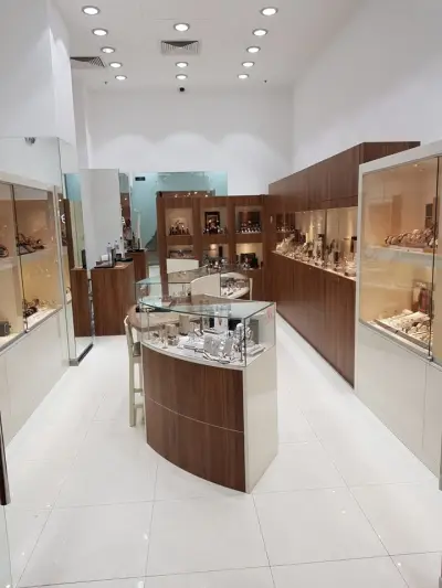 SWISS BOUTIQUE