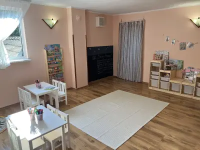 Частна Детска Градина "Защо, Защо?"