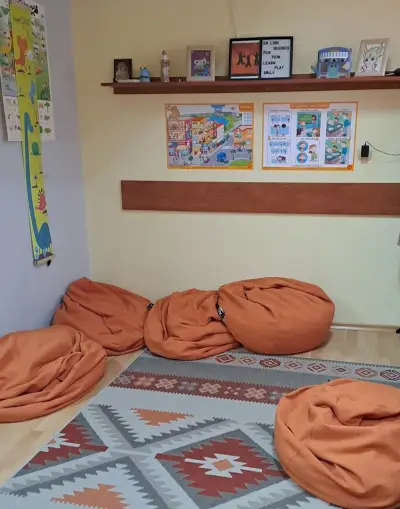 Езиков център и занималня YOPA School