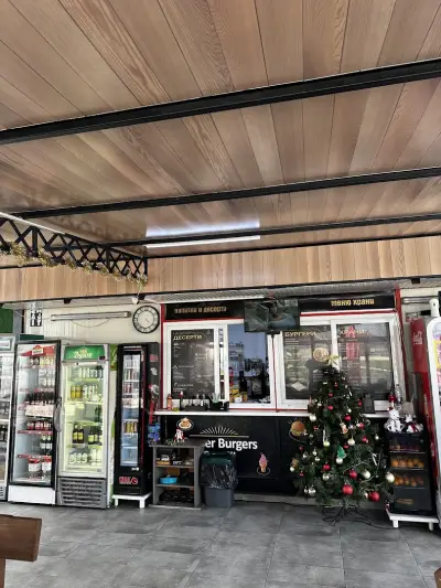 Corner Burgers & Grill