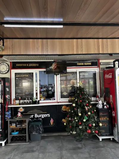 Corner Burgers & Grill