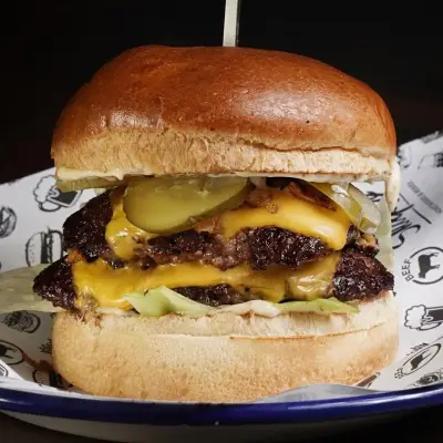 Skapto Manastirski - Burgers, Beers & Buddies