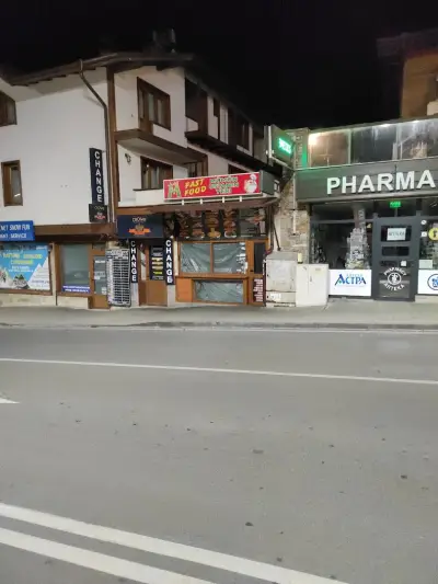 Fast Food MUMUN USTANIN YERI