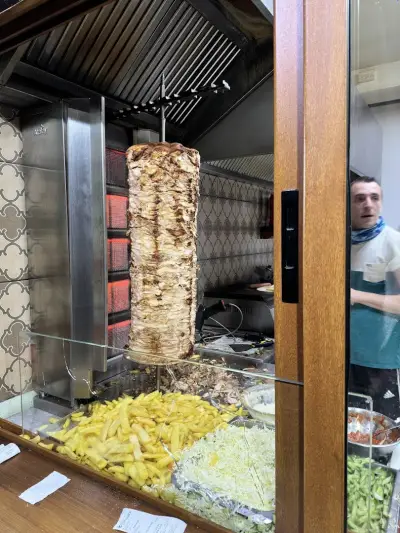Fast Food MUMUN USTANIN YERI