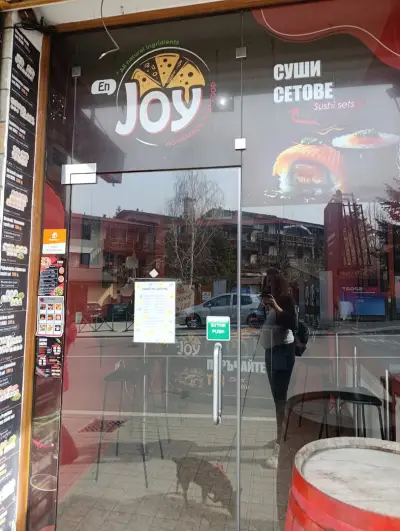 Sashi Foods,Sushi, Pizza, Wings and Ribs