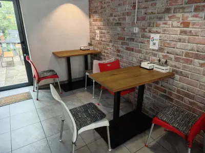 Mr.Gyros Гирос доставки, бургери, порции Гирос, салати. Доставка в цяла София.