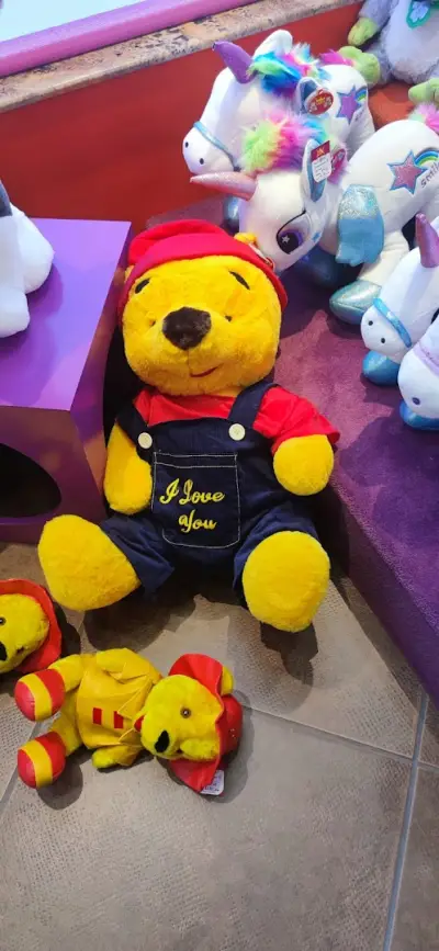 Amek Toys