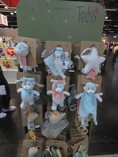 Amek Toys