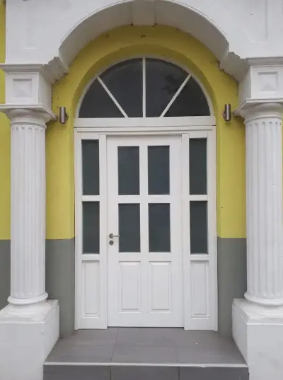Поли Корект ЕООД