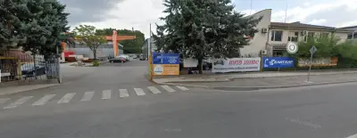 Auto Plus / Ауто Плюс - СКЛАД АВТОЧАСТИ Пловдив