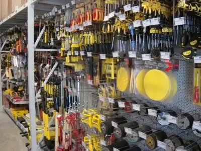 Господинови Строймаркет ООД