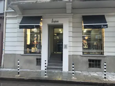 Salon Stephan Center