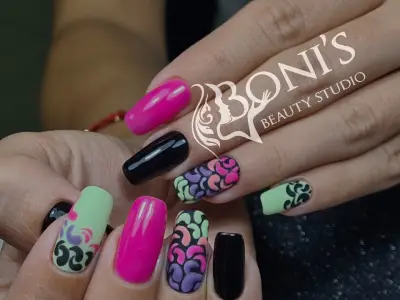 Boni's beauty studio