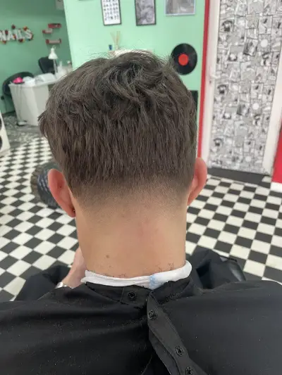 Artista Barber & Beauty Studio