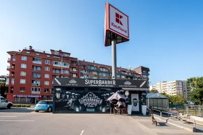SuperBarber Vitosha І Бръснарница І Бръснар І Подстригване І Оформяне на брада и вежди