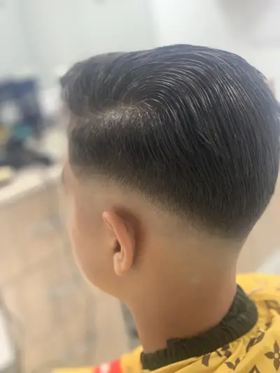 Moustache BARBER SHOP