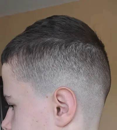 Бръснарница Downtown Style