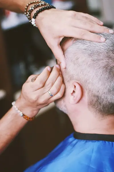 SHANI BYSTROV - BARBER