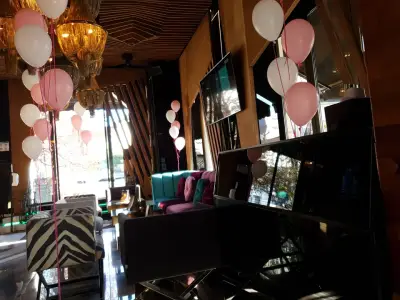 Street Lounge - Hotel Marinela