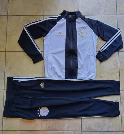 FOOTBALL STORE -JJB SPORT