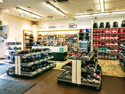DEICHMANN