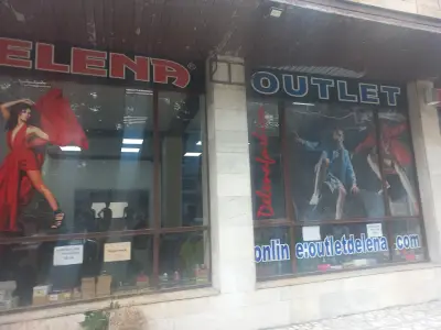 Outlet Delena