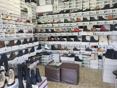 Магазин за обувки - SHOEHOLIC
