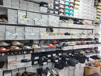 Магазин за обувки - SHOEHOLIC