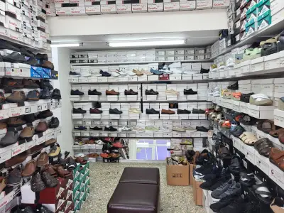 Магазин за обувки - SHOEHOLIC