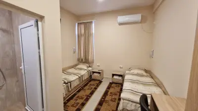 Motel M