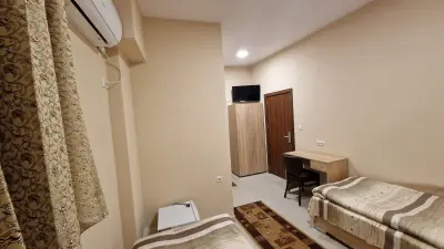 Motel M