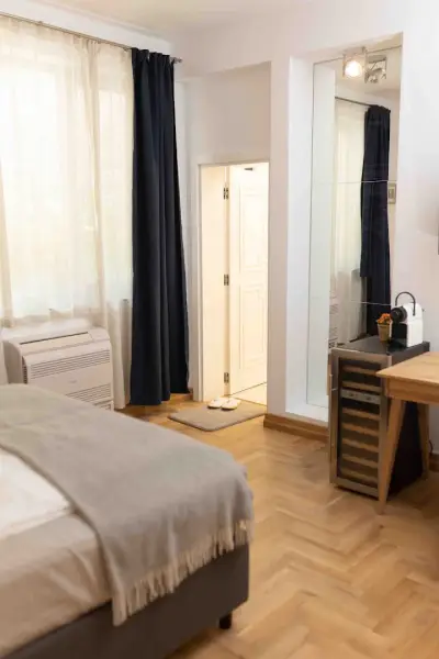 Luxury rooms 12-1