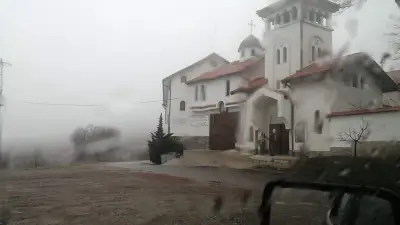 Хотел „Лъки“
