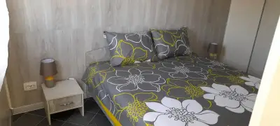 Weaver Studio Apartment, with outside space, Near Burgas
