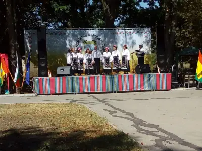 Узунов Палас