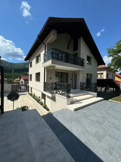 B&B ROOMS І Къща за гости І Стаи под наем І Згориград
