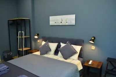 Sea Vibes 1 bedroom apartment - Free Public Parking, WiFi, Cable & Smart TV, 0,9 km to beach