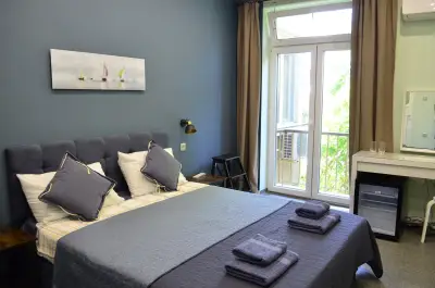 Sea Vibes 1 bedroom apartment - Free Public Parking, WiFi, Cable & Smart TV, 0,9 km to beach