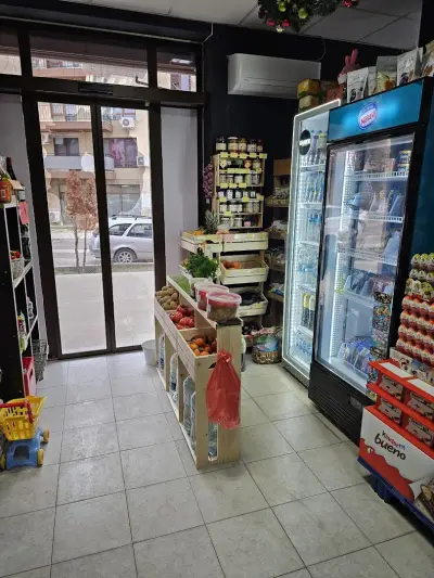 Кварталното магазинче