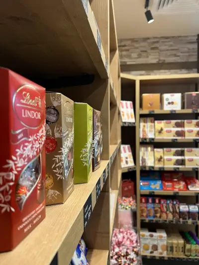 Kiwi Деликатесен Магазин