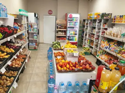 "Авокадо" - магазин за плодове, зеленчуци, био продукти, ядки