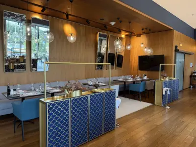 Mediterra Restaurant & Wine bar