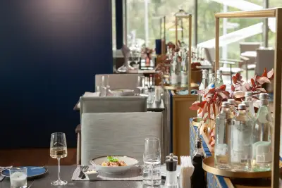 Mediterra Restaurant & Wine bar