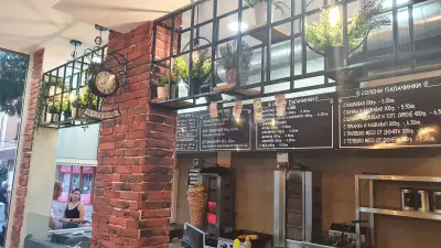 Saraf Kebab- дюнери, палачинки, бургери
